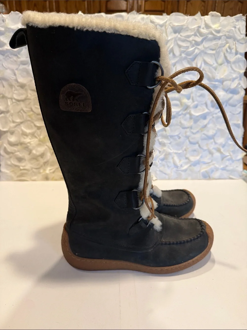 Sorel tall lace